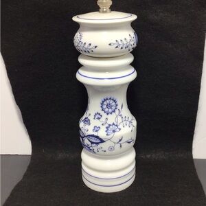 Woodcrest design Peppermill,by Styron Inc.,guaranteed for life